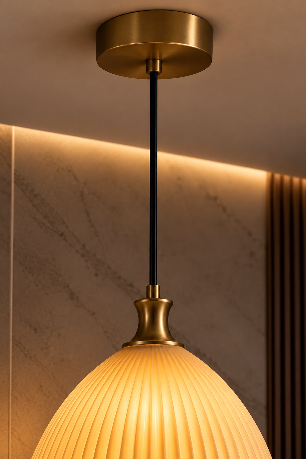 AMBER PLEAT DOME PENDANT LIGHT - Image 2