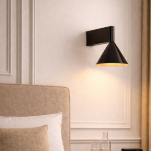LUNA ORB WALL LIGHT BK