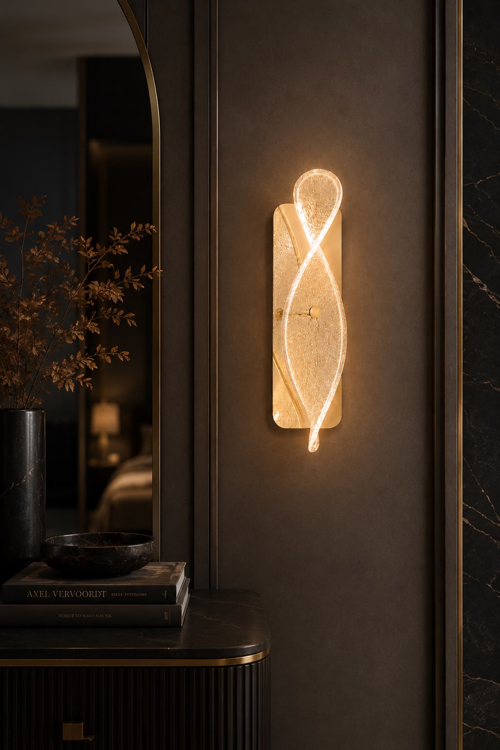 VERTEX ORGANIC WAVE WALL LIGHT
