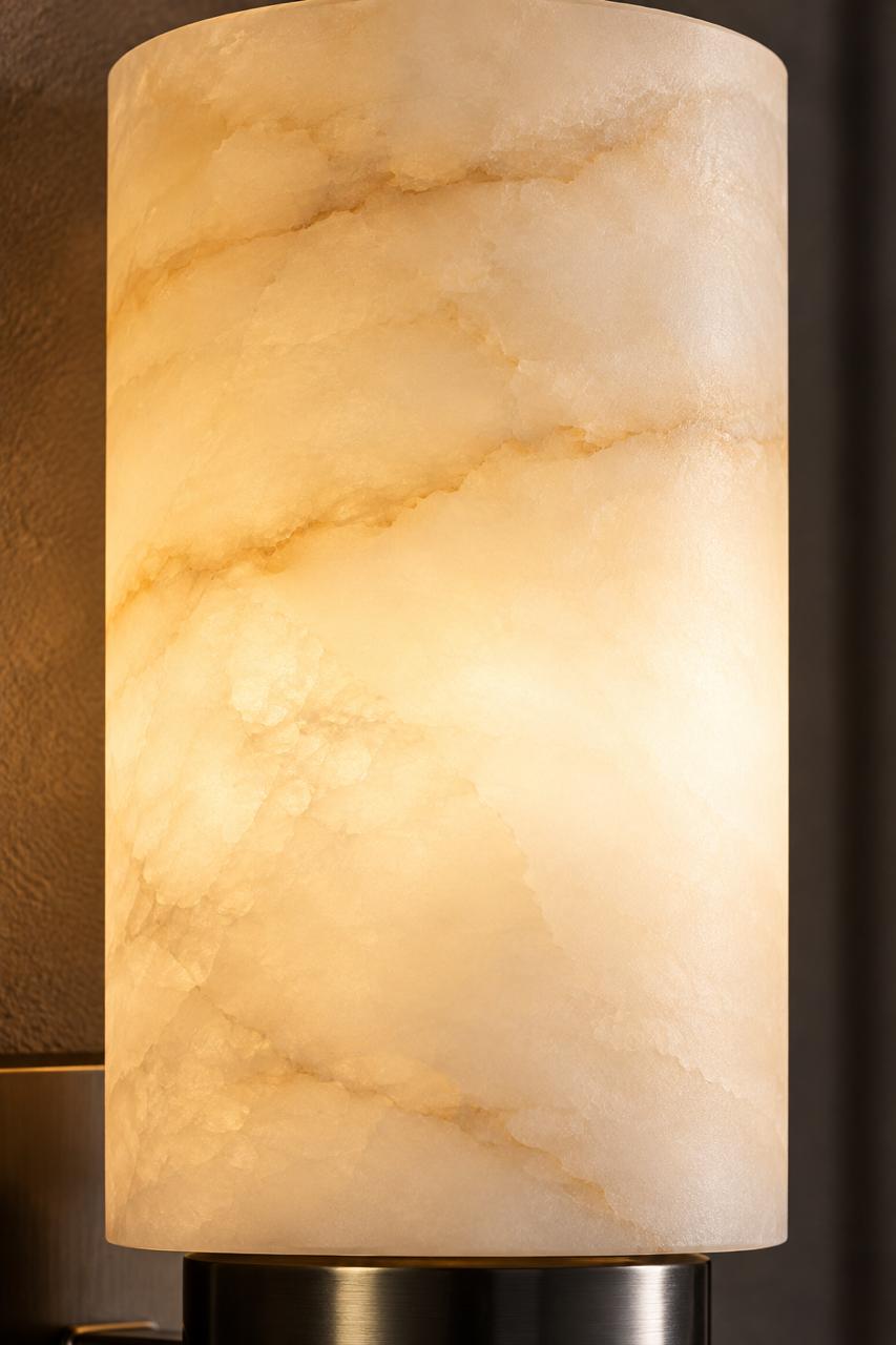 FLUTED COLUMN ALABASTER SCONCE - Image 3