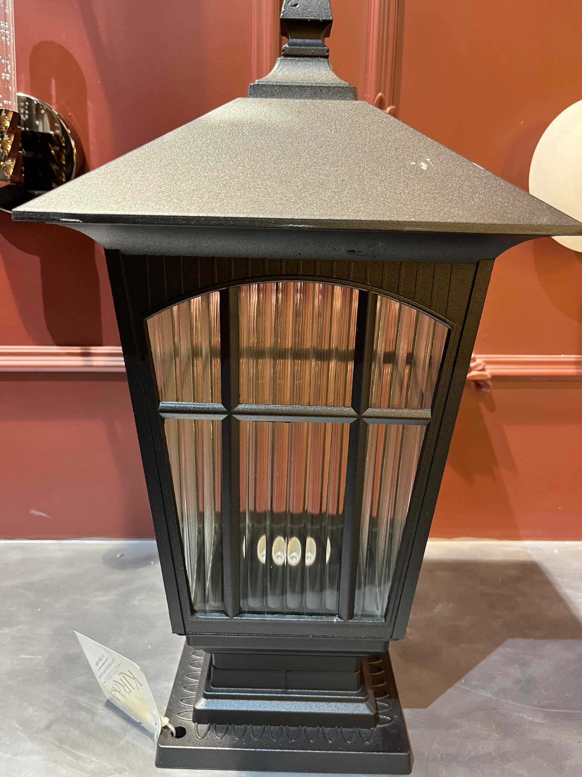 HERITAGE BLACK OUTDOOR PILLAR LIGHT - Image 2